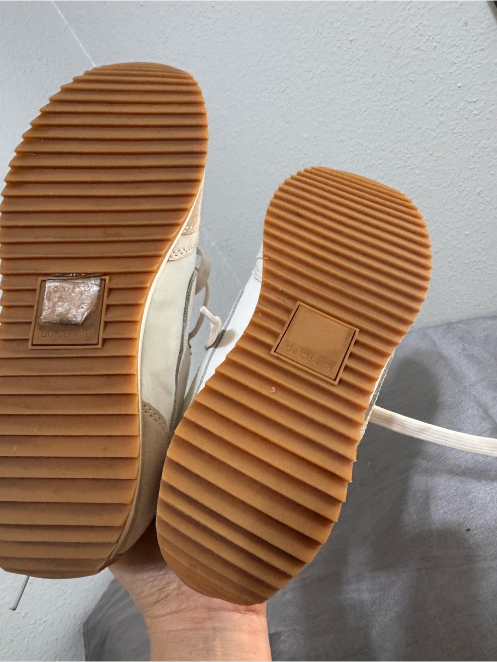 Dolce Vita B. NTCD Beige and White Women's sneakers - Picture 14 of 16